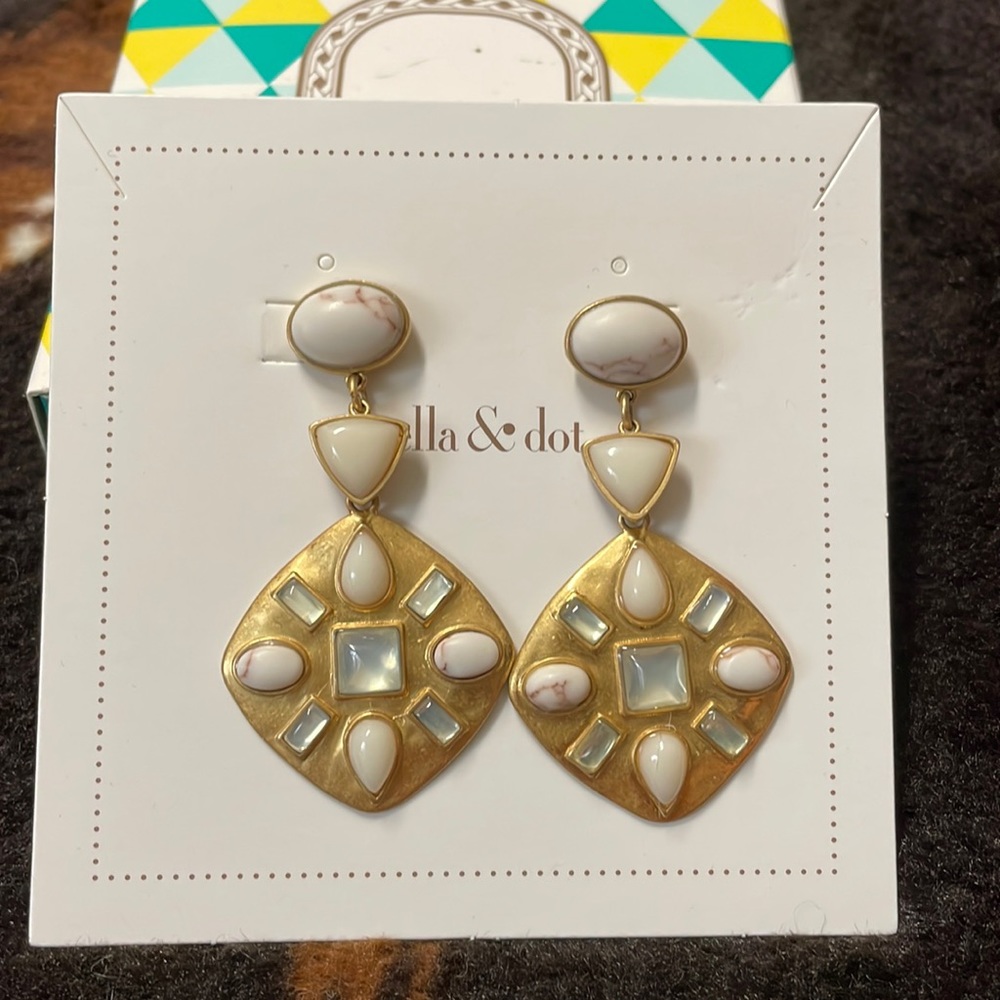 Stella & Dot Tala 2 in 1 Chandelier earrings.